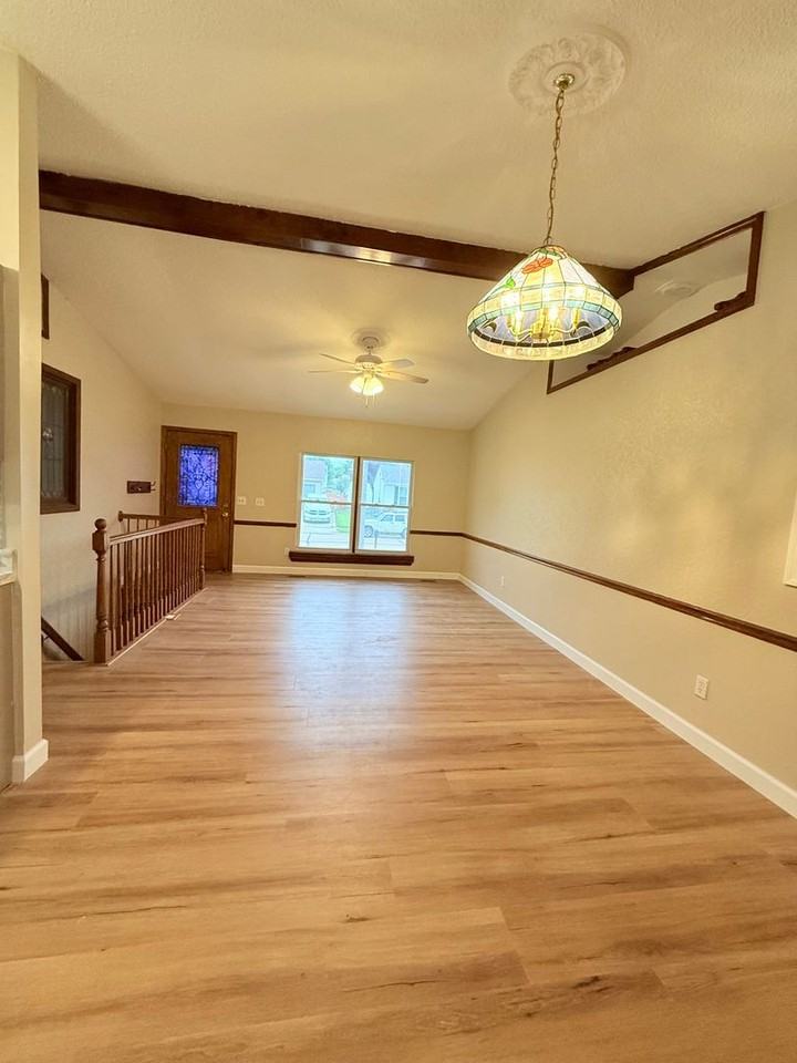 1369 Great Warrior Dr - Photo 6 of 11