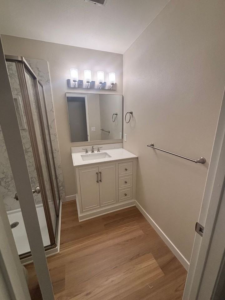 808 Shady Oak Dr - Photo 7 of 15