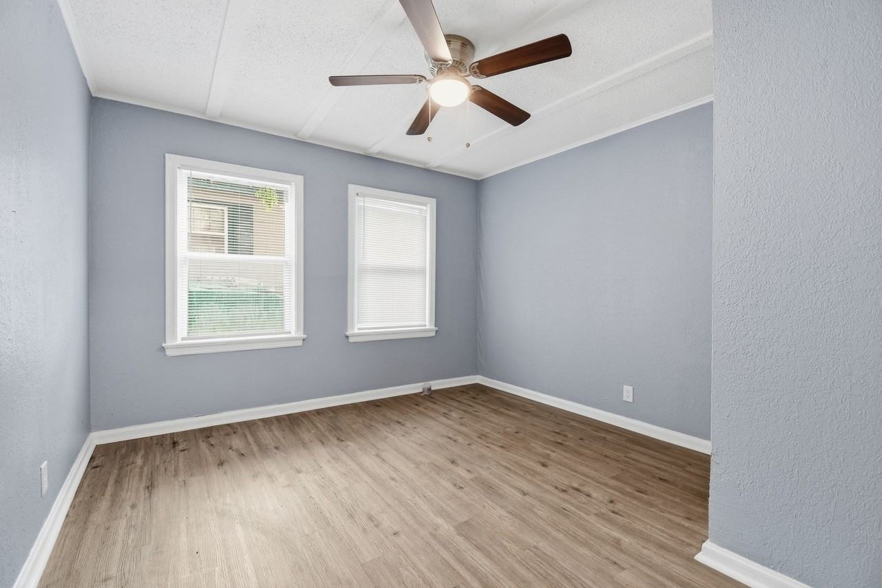 3912 E Admiral Ct - Photo 6 of 22