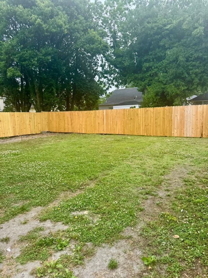 1915 Des Moines Ave - Photo 3 of 9