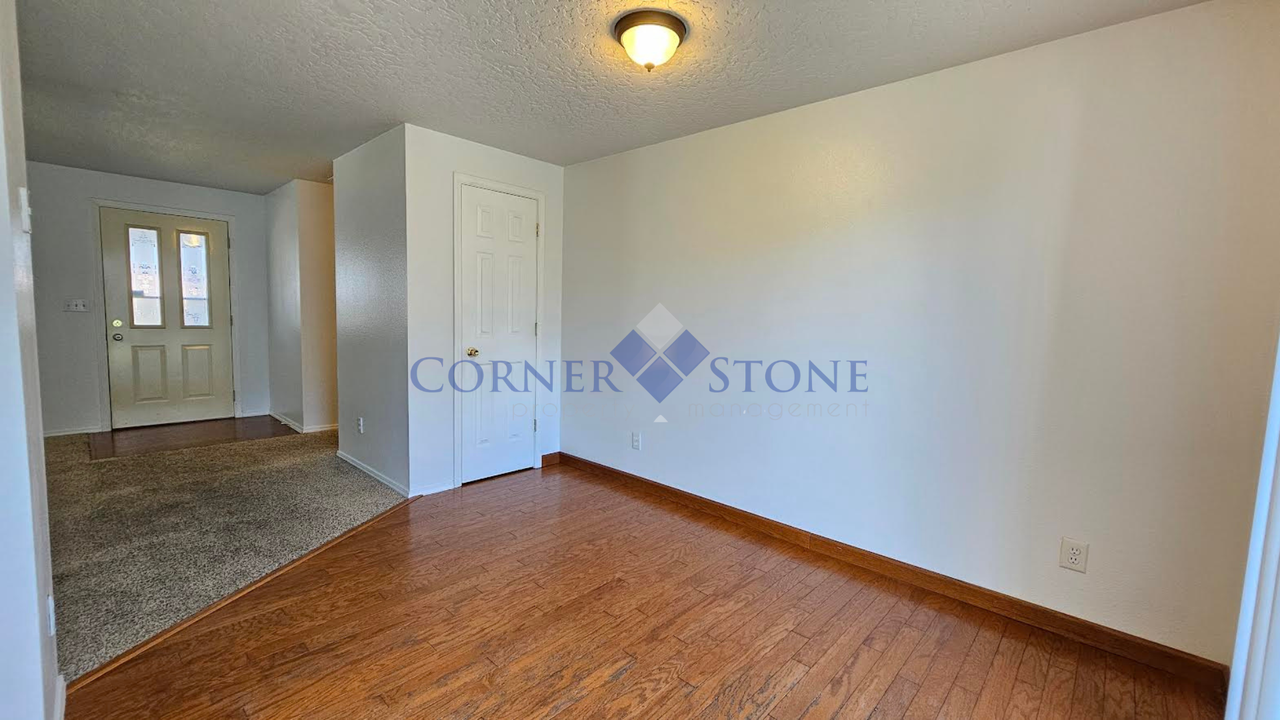 617 Purple Sage Dr - Photo 3 of 16