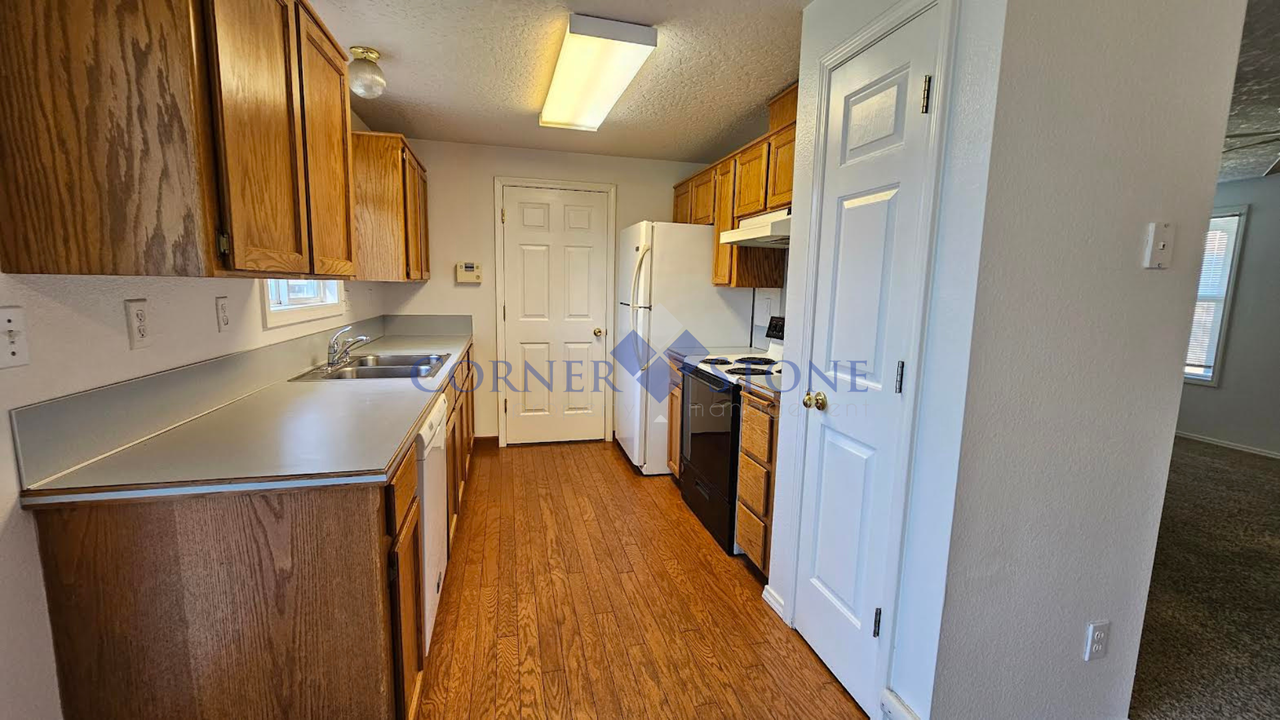 617 Purple Sage Dr - Photo 4 of 16