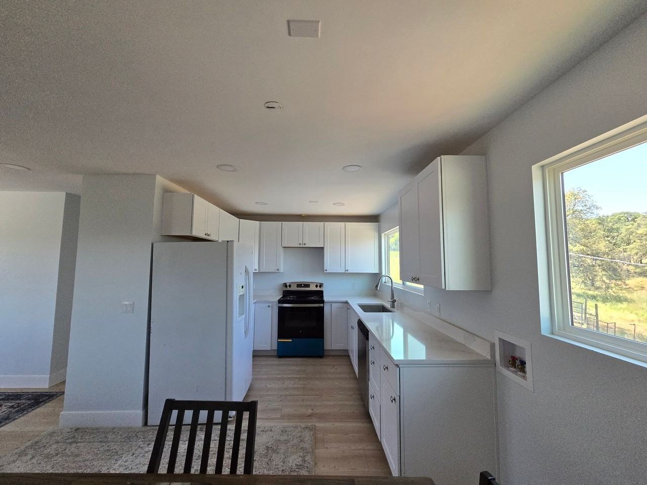 4711 Colleen Ct - Photo 5 of 33