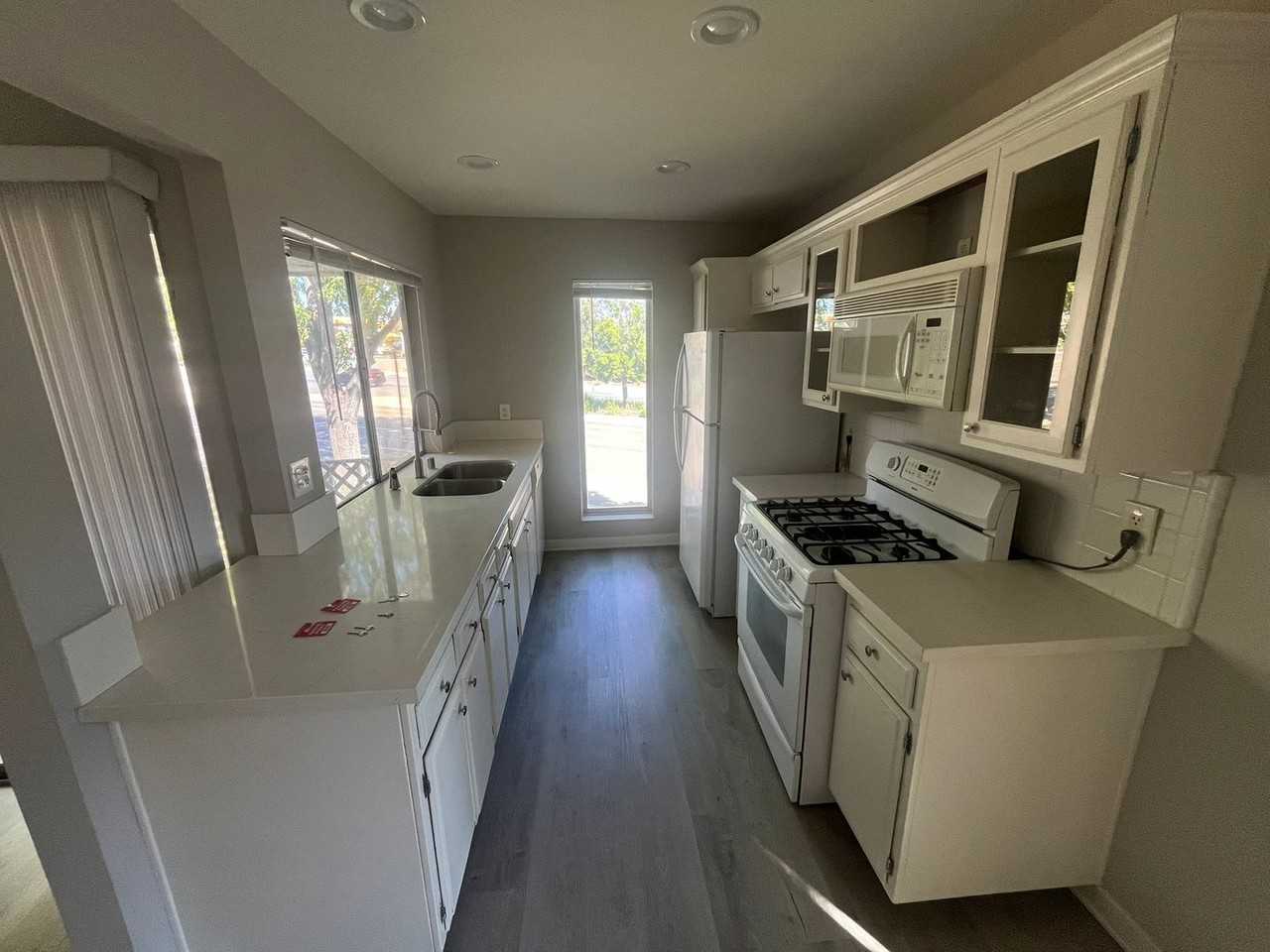 6878 Navajo Rd #20 - Photo 7 of 21