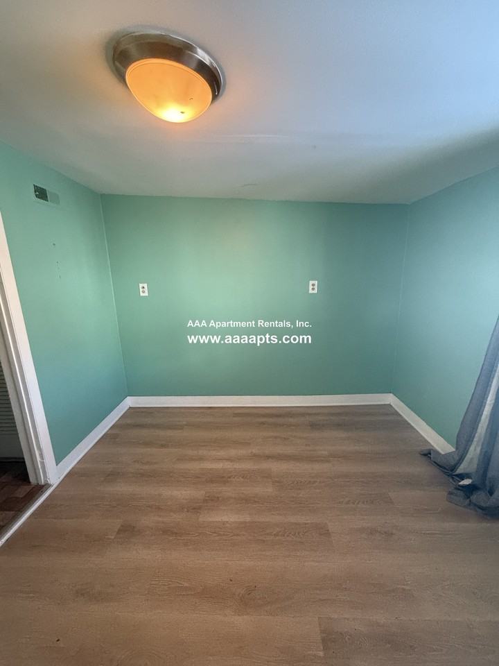 Dashwood St #1 - Photo 3 of 12