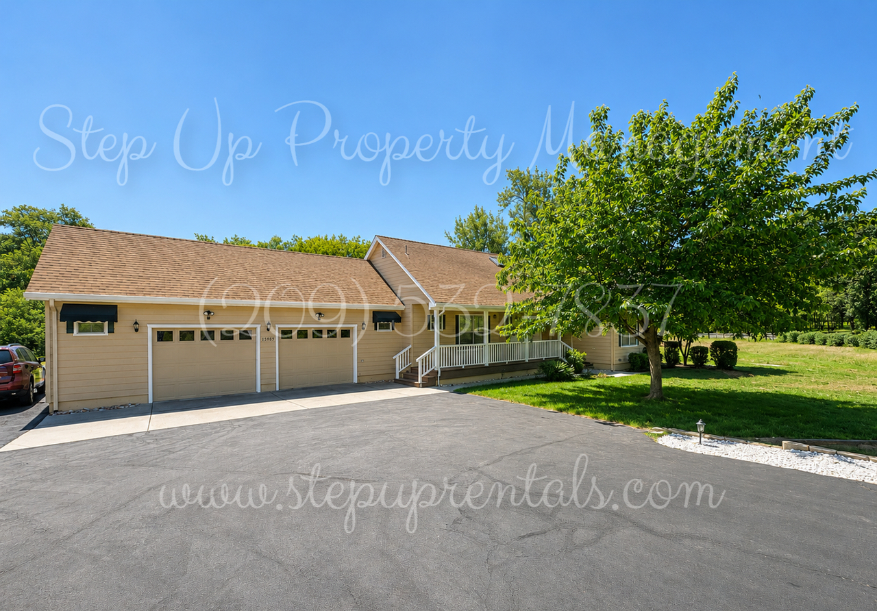 15989 Tomahawk Ct - Photo 2 of 35