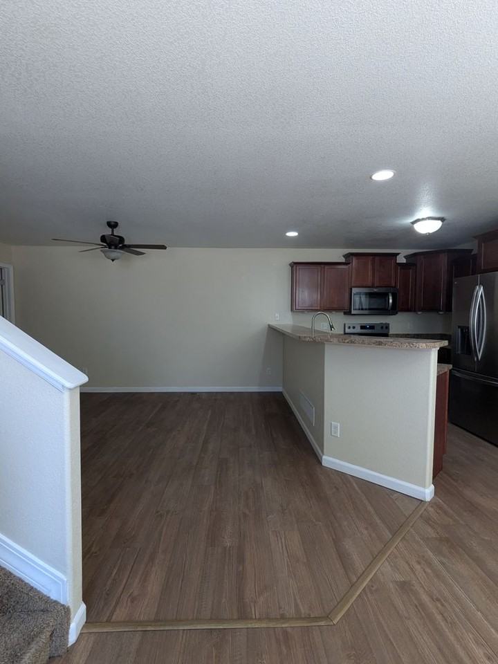 7335 Legacy Pt - Photo 7 of 20