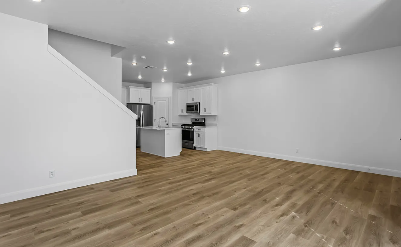 486 W Carnation Ct - Photo 5 of 27