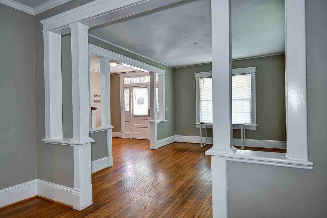 824 50th St - Photo 6 of 38