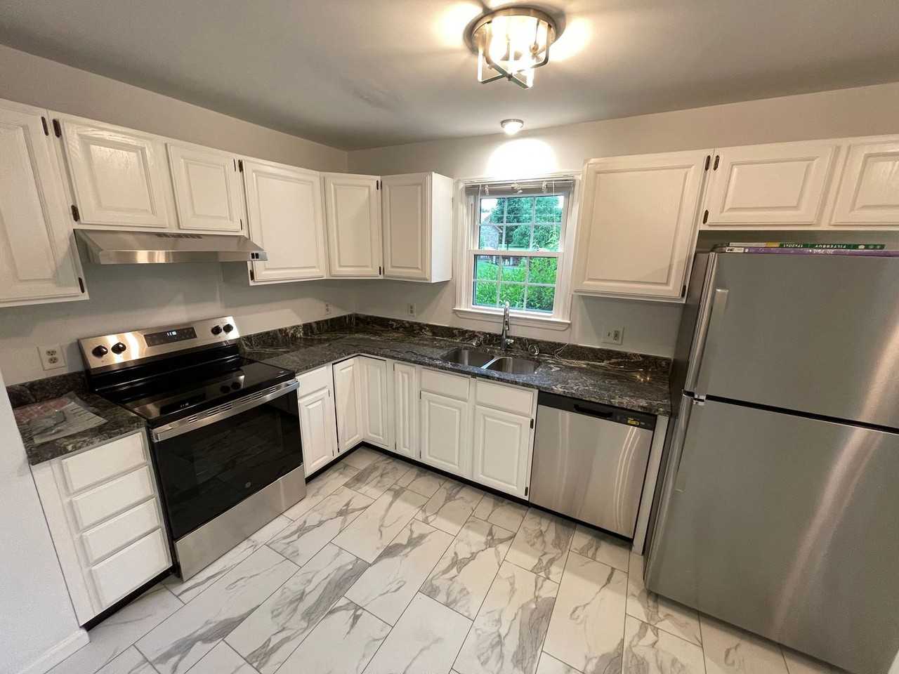 505 Ponder Dr - Photo 5 of 27