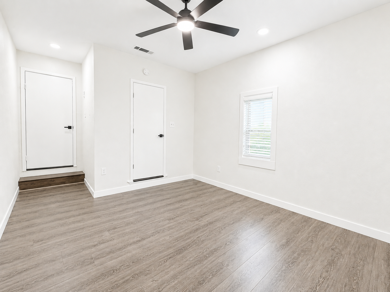 101 W Victory Ave - Photo 3 of 31