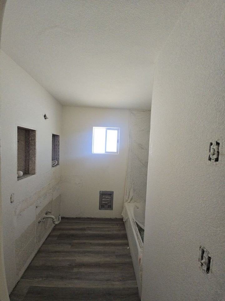 344 E 6th St - Photo 3 of 6
