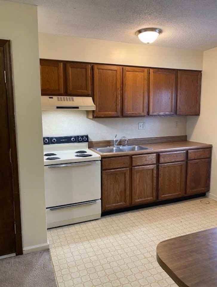 2819 Whitener - Photo 4 of 5
