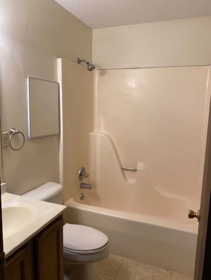 2819 Whitener - Photo 5 of 5