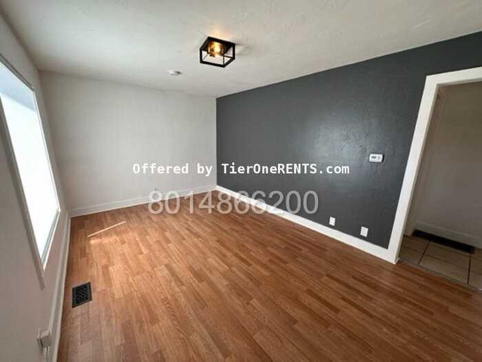 32 W Grove Ave - Photo 3 of 17