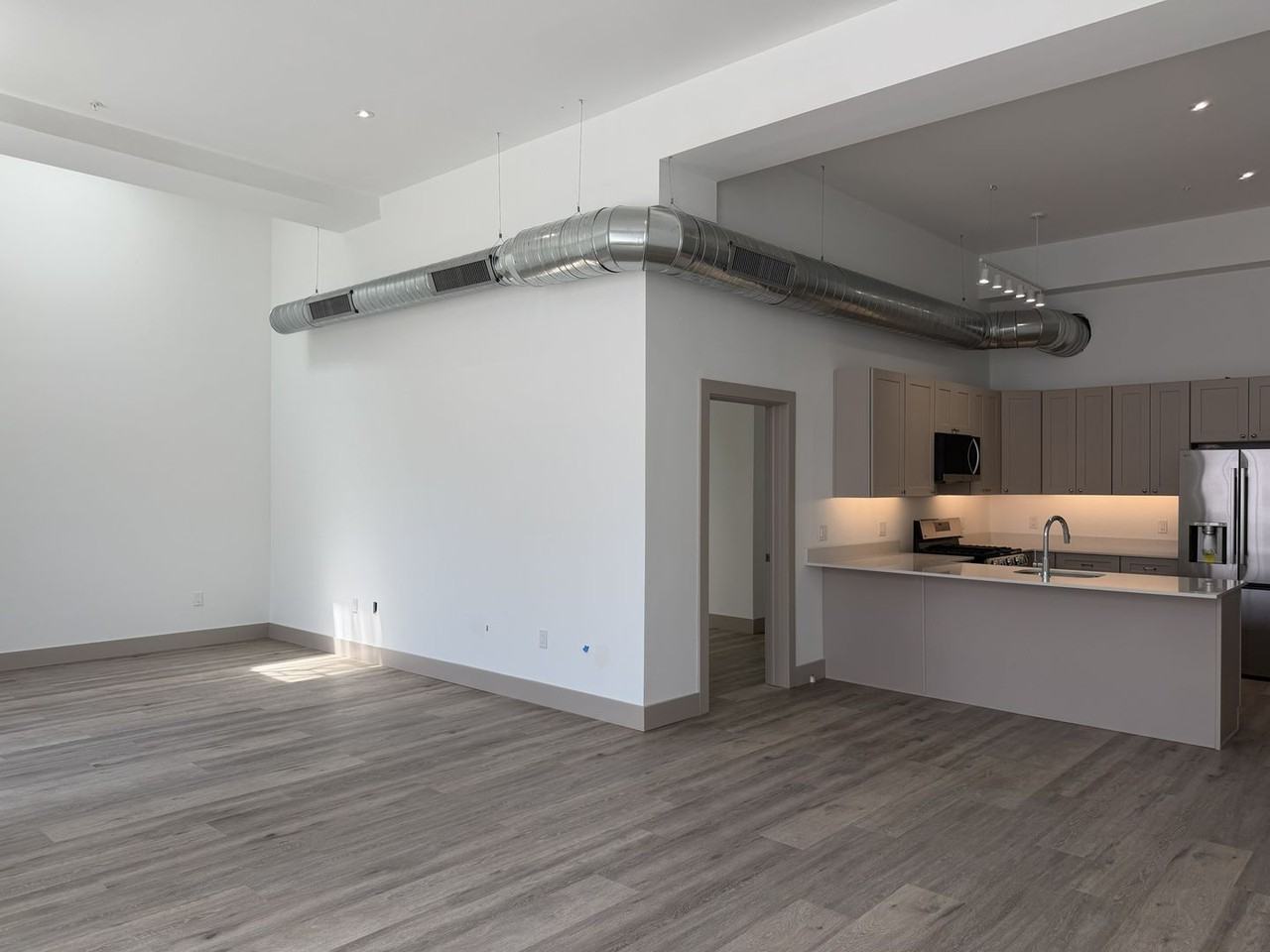 Five Point Flats - Photo 3 of 11