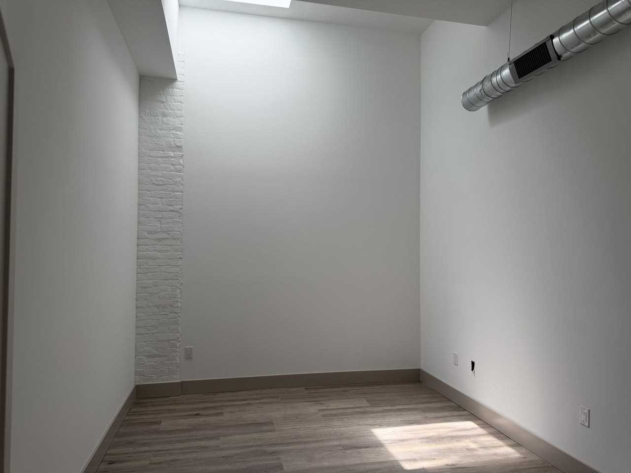 Five Point Flats - Photo 5 of 11