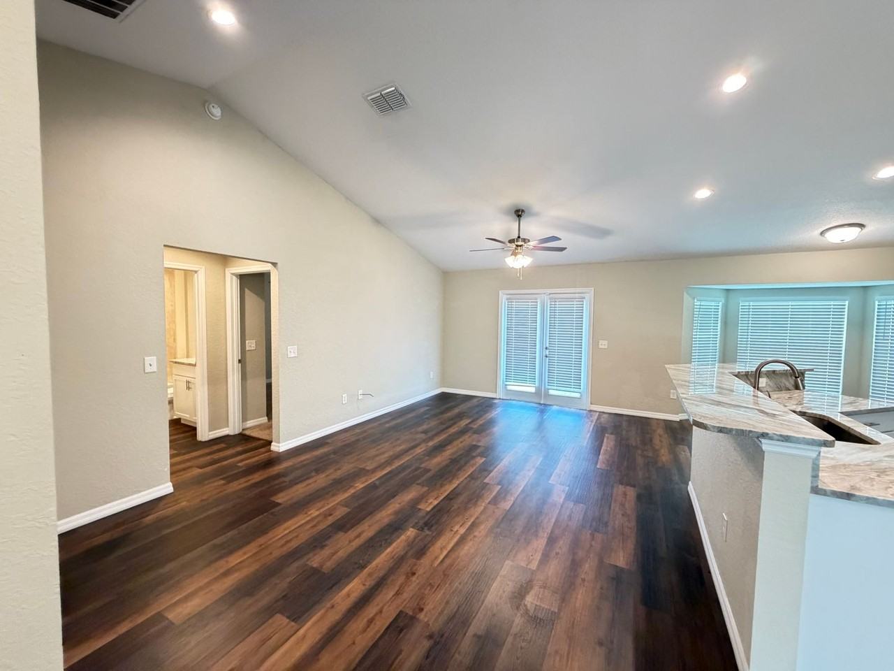 14947 Sw 24th Cir - Photo 2 of 23