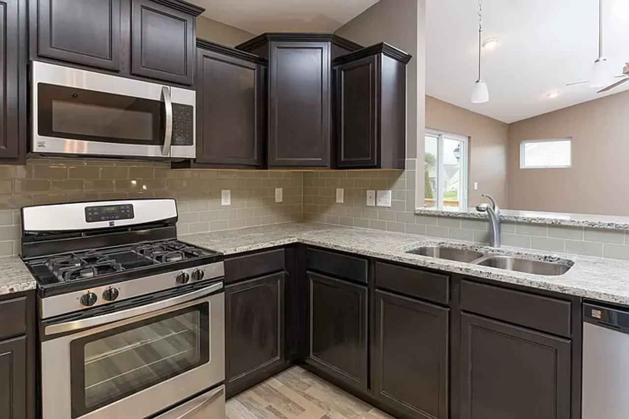 676 Gage St Nw - Photo 2 of 17