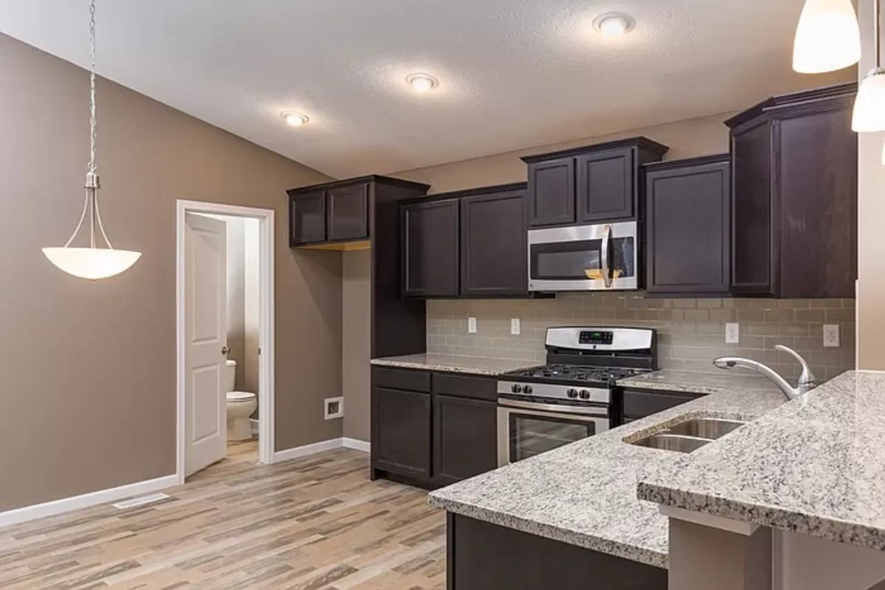 676 Gage St Nw - Photo 4 of 17
