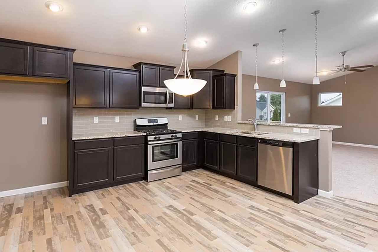 676 Gage St Nw - Photo 5 of 17
