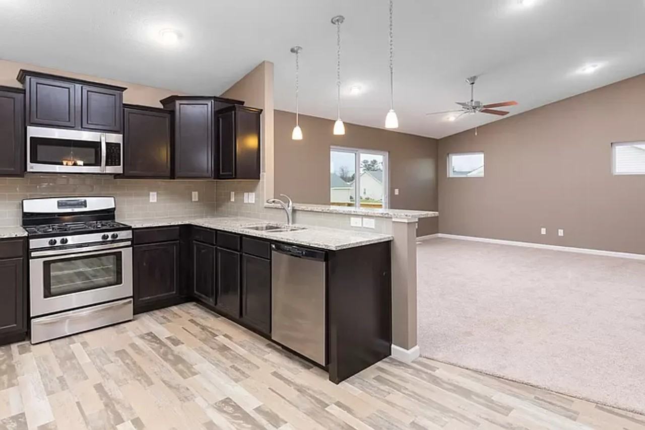 676 Gage St Nw - Photo 6 of 17