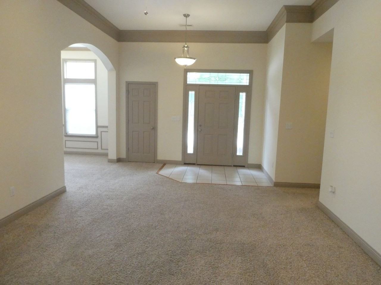 3509 Crabapple Ln - Photo 3 of 20