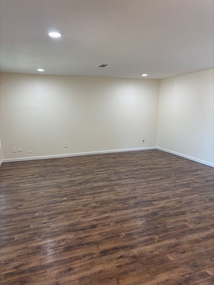 1743 Hall St - Photo 2 of 13