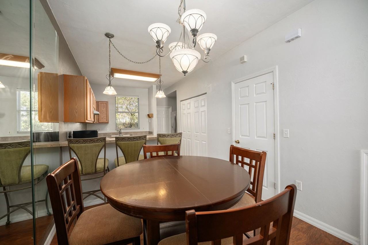 3910 Sw 20th Ave #1403 - Photo 7 of 27