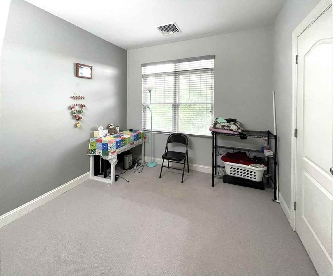 614 Pond St - Photo 7 of 50