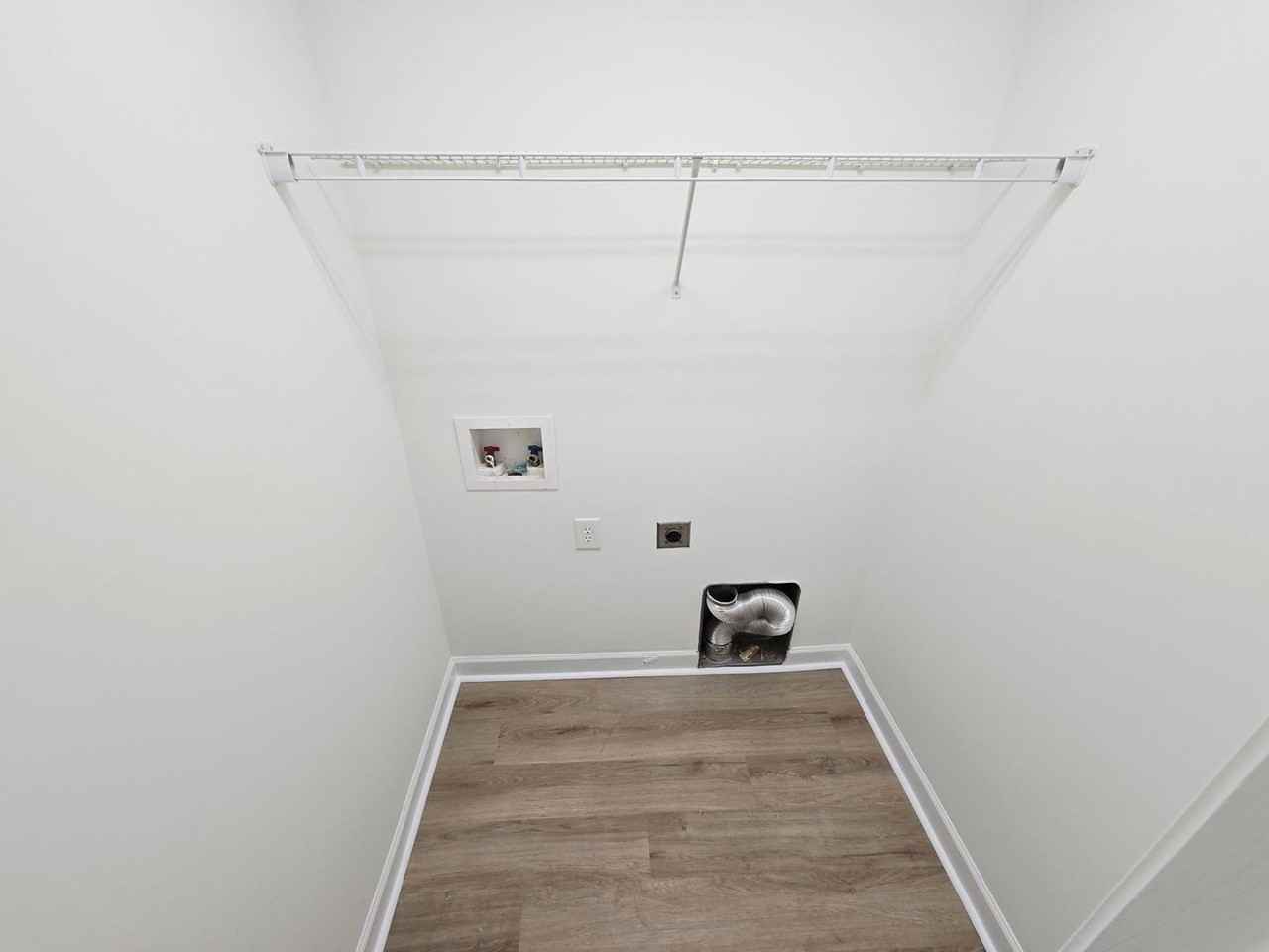 1352 Snow Ct - Photo 7 of 15