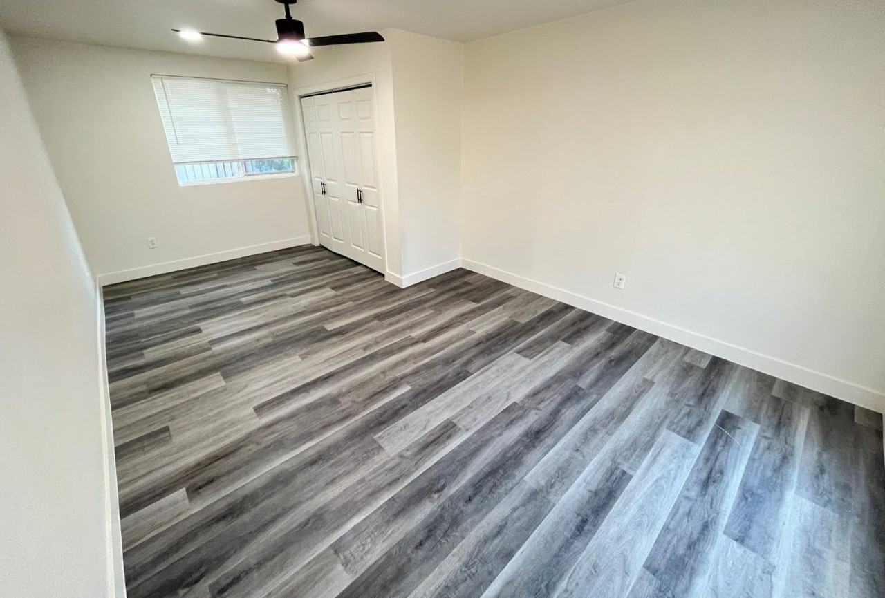 515 Ramona Avenue North - Photo 5 of 18