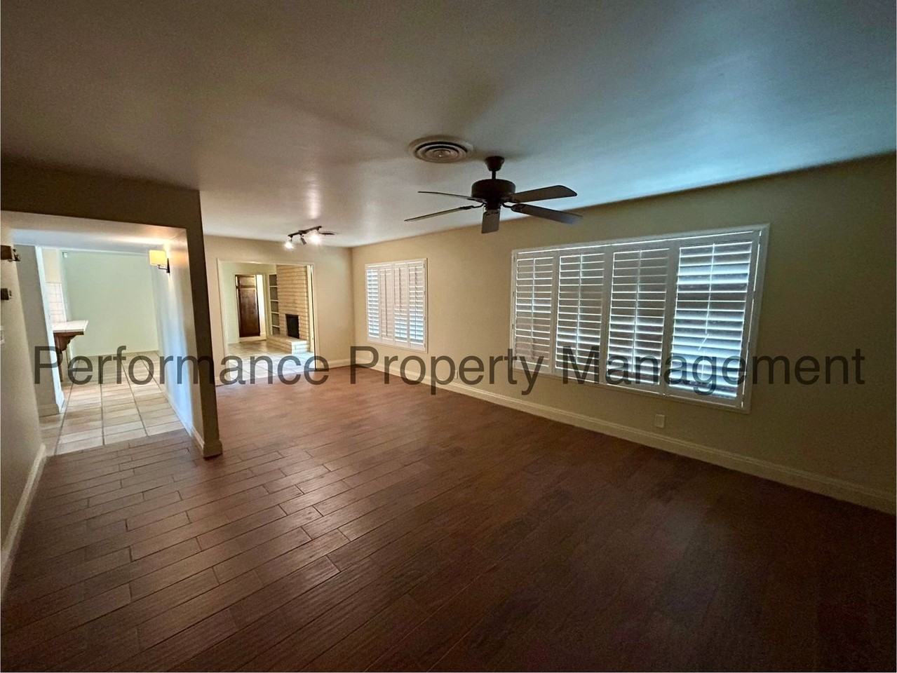 4316 Charter Oaks Ave - Photo 4 of 19
