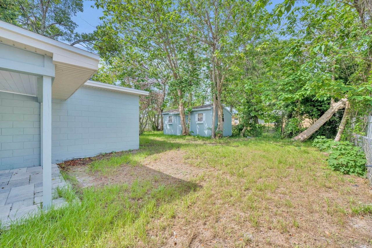 1224 Helen St - Photo 7 of 18