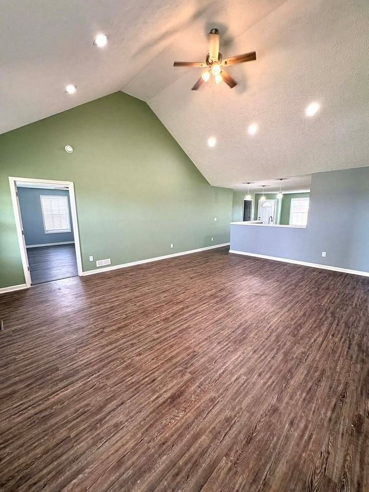 5894 Stovall Rd - Photo 2 of 13