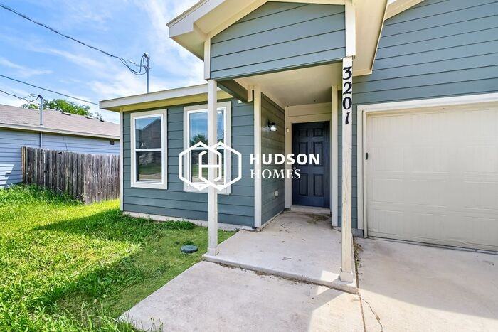 3201 Mount Horum Way - Photo 3 of 14