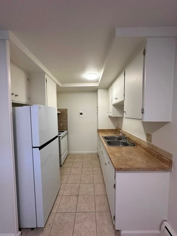 Union Manor Apartments - Photo 3 of 21