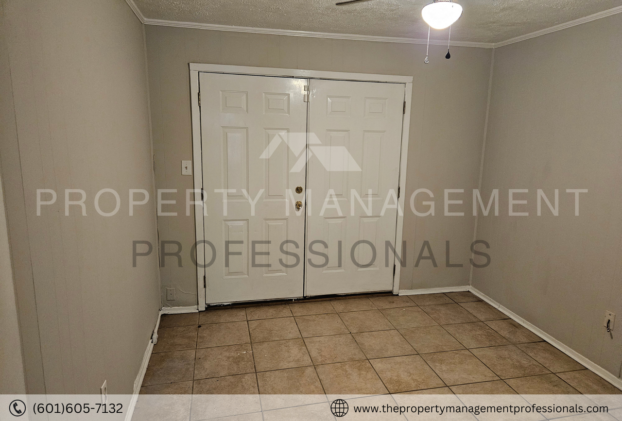 140 Neatherwood Dr - Photo 7 of 18