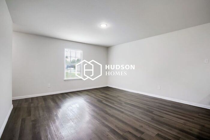 1720 E 10th Ave - Photo 3 of 14