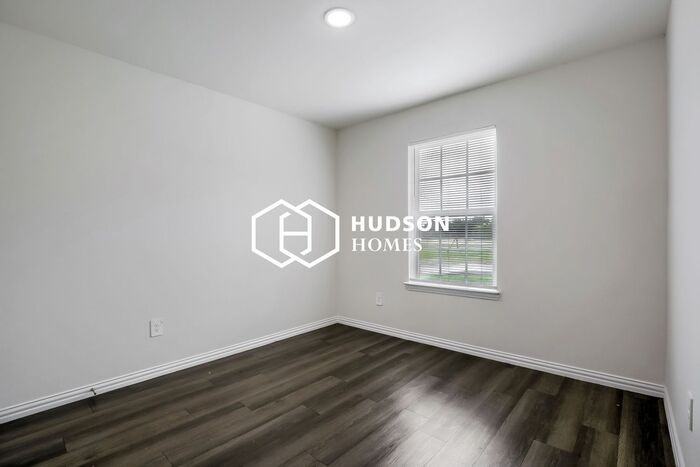 1720 E 10th Ave - Photo 7 of 14