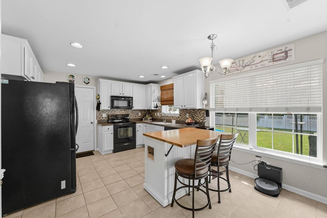 177 Old Pond Cir - Photo 7 of 23