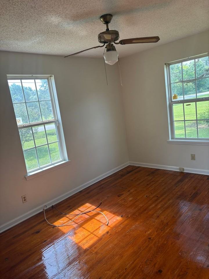 5411 Paulk Dr - Photo 5 of 9
