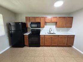 Twin Palms Apartments - Photo 1 of 1