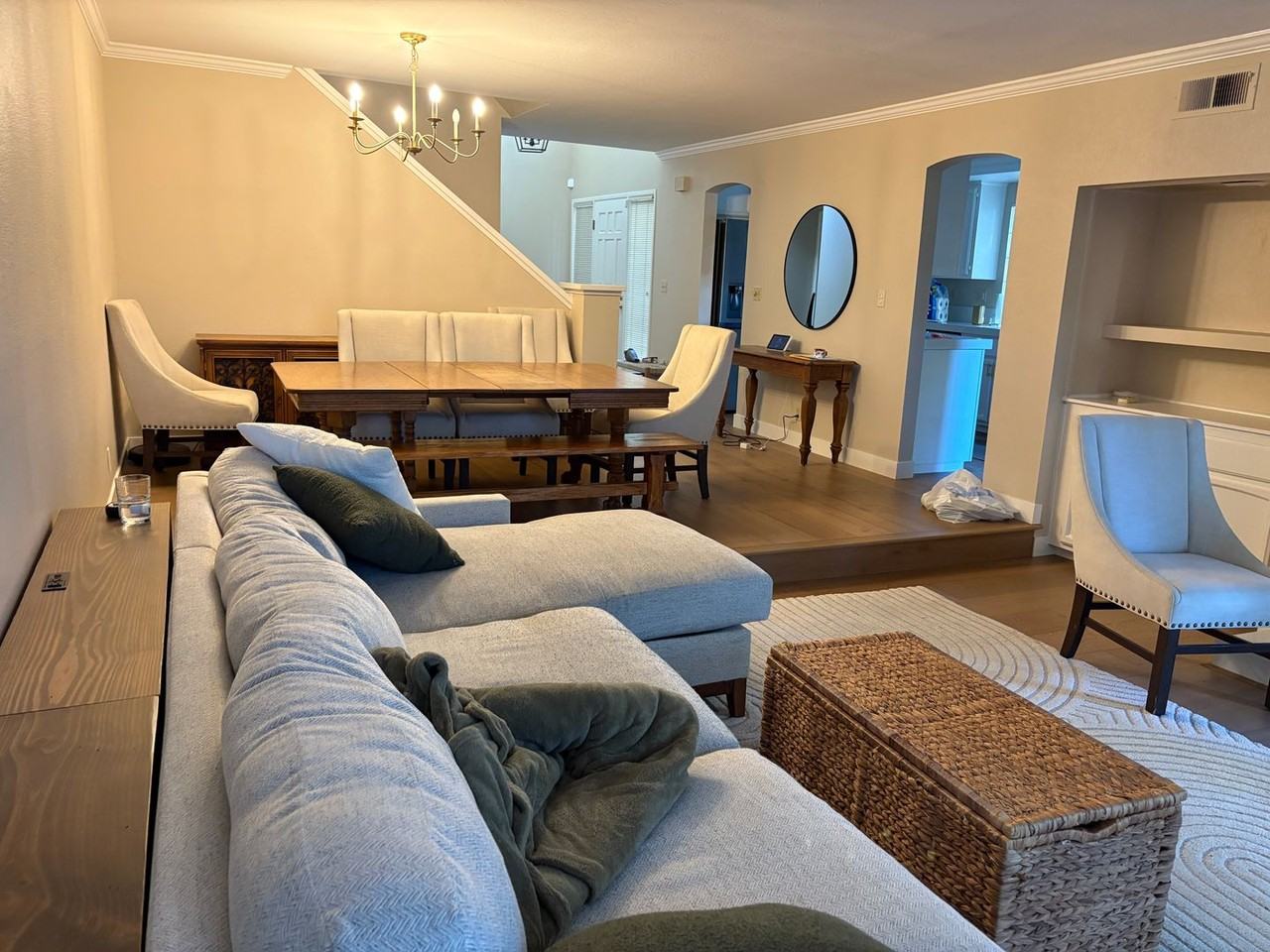 1818 Stratton Cir - Photo 3 of 33