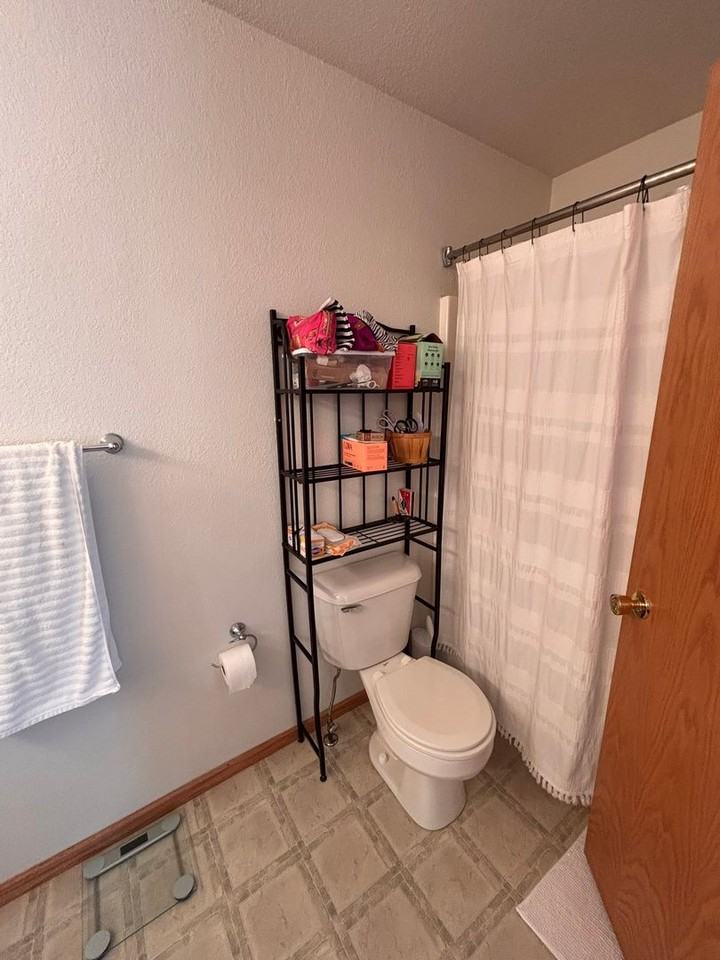 5476 Savannah St - Photo 4 of 27