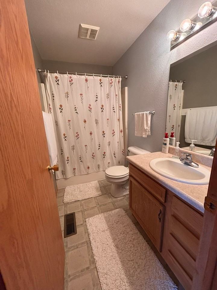 5476 Savannah St - Photo 6 of 27