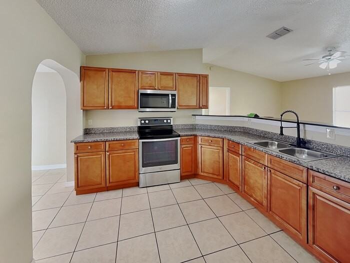 12 Herring Ct - Photo 6 of 22