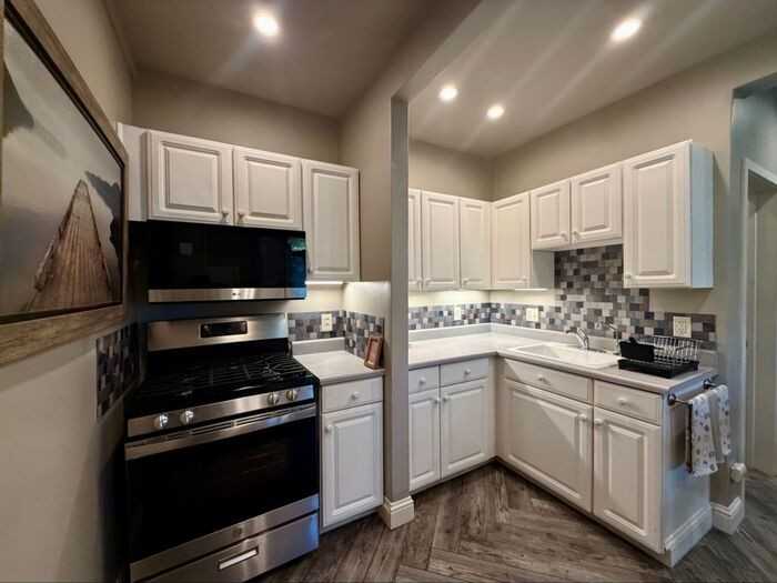 33 Linda Vista Dr #B - Photo 3 of 12