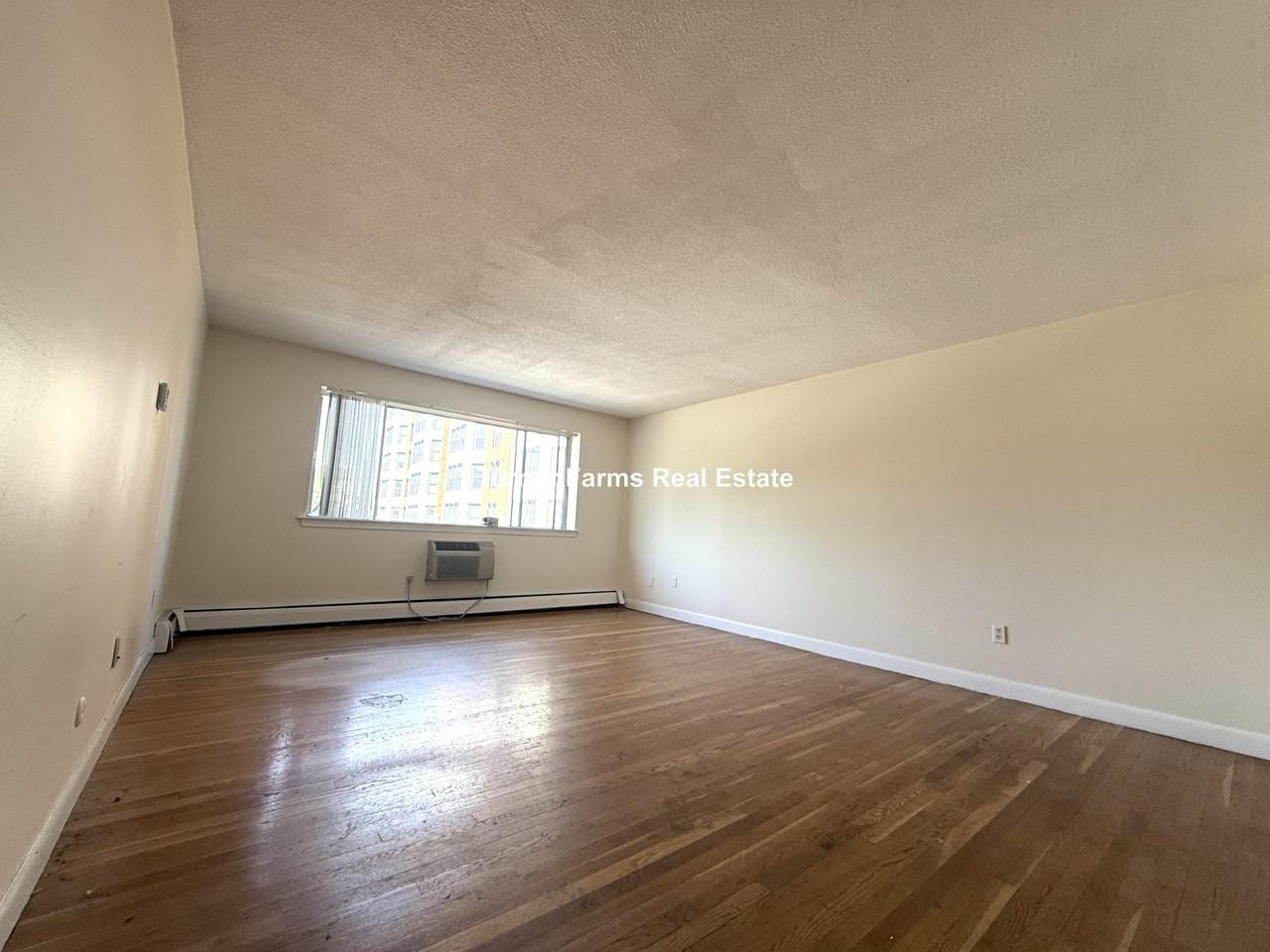 Gardner St #22 - Photo 5 of 15