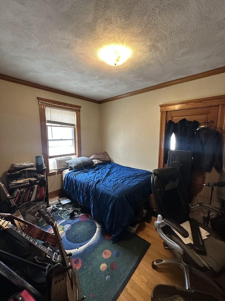 266 Market St - Photo 2 of 22